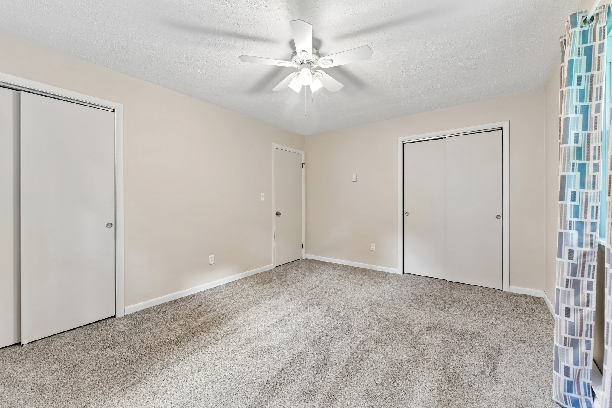 Rosetta Blvd-S1606-022.jpg