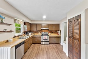 Rosetta Blvd-S1606-012.jpg