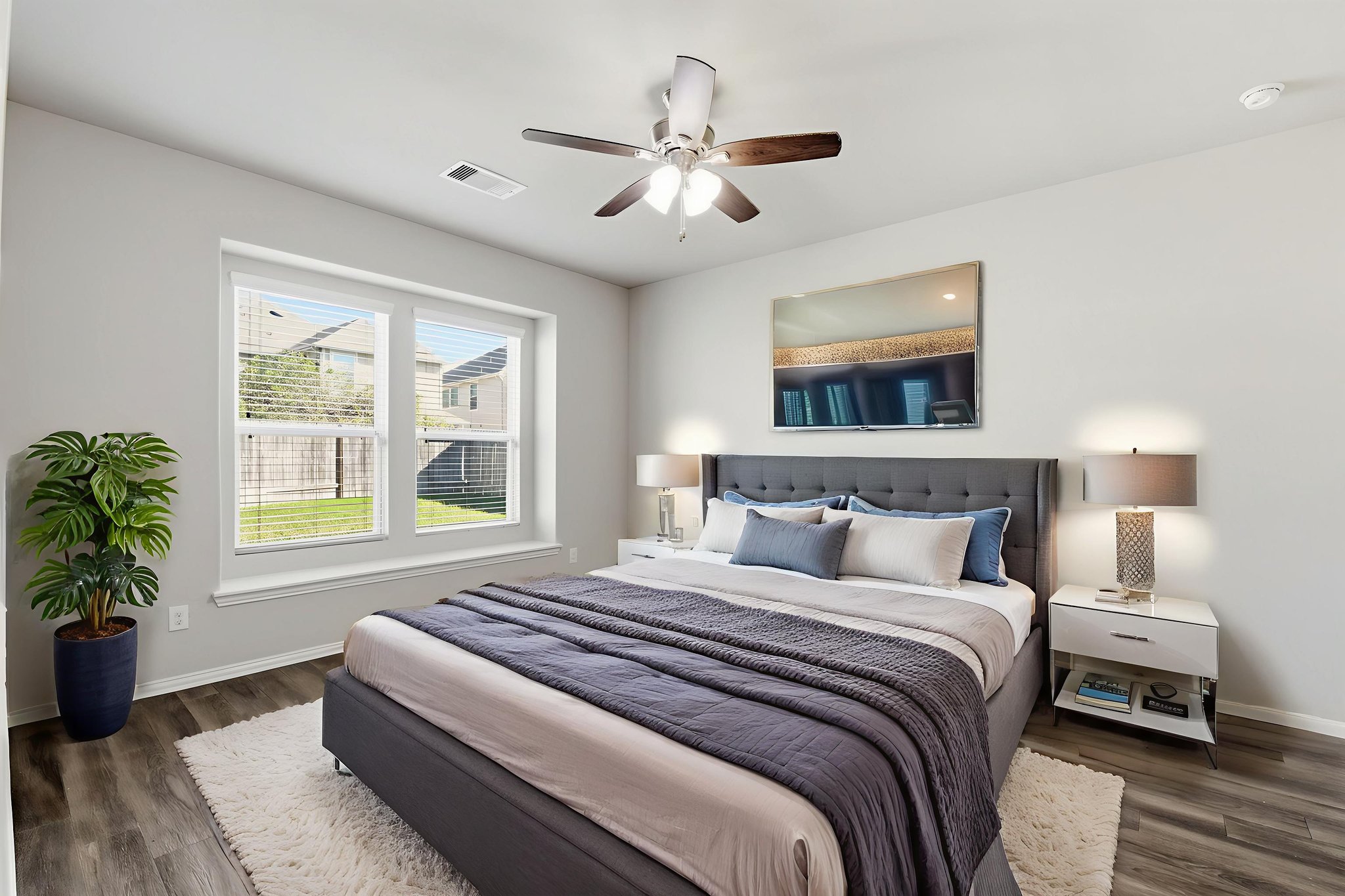 _DSC0524 virtually staged.jpeg