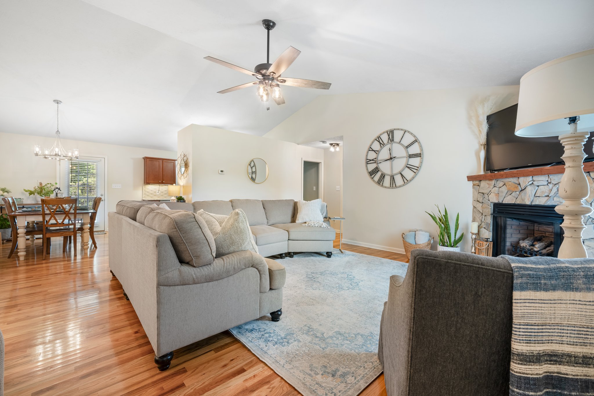 Living/Dining Room