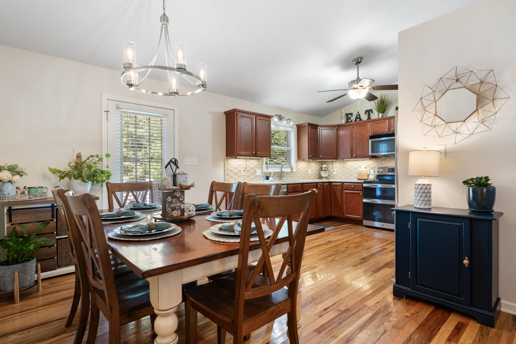 Dining Room/Kitchen