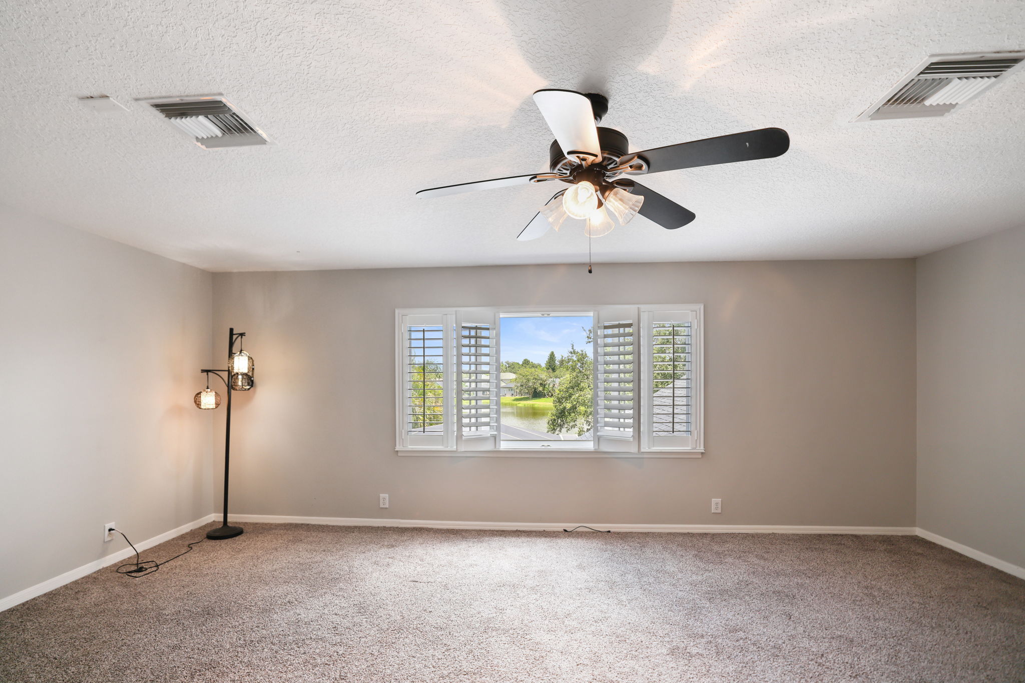 Bonus Room - 495A2114 (1)