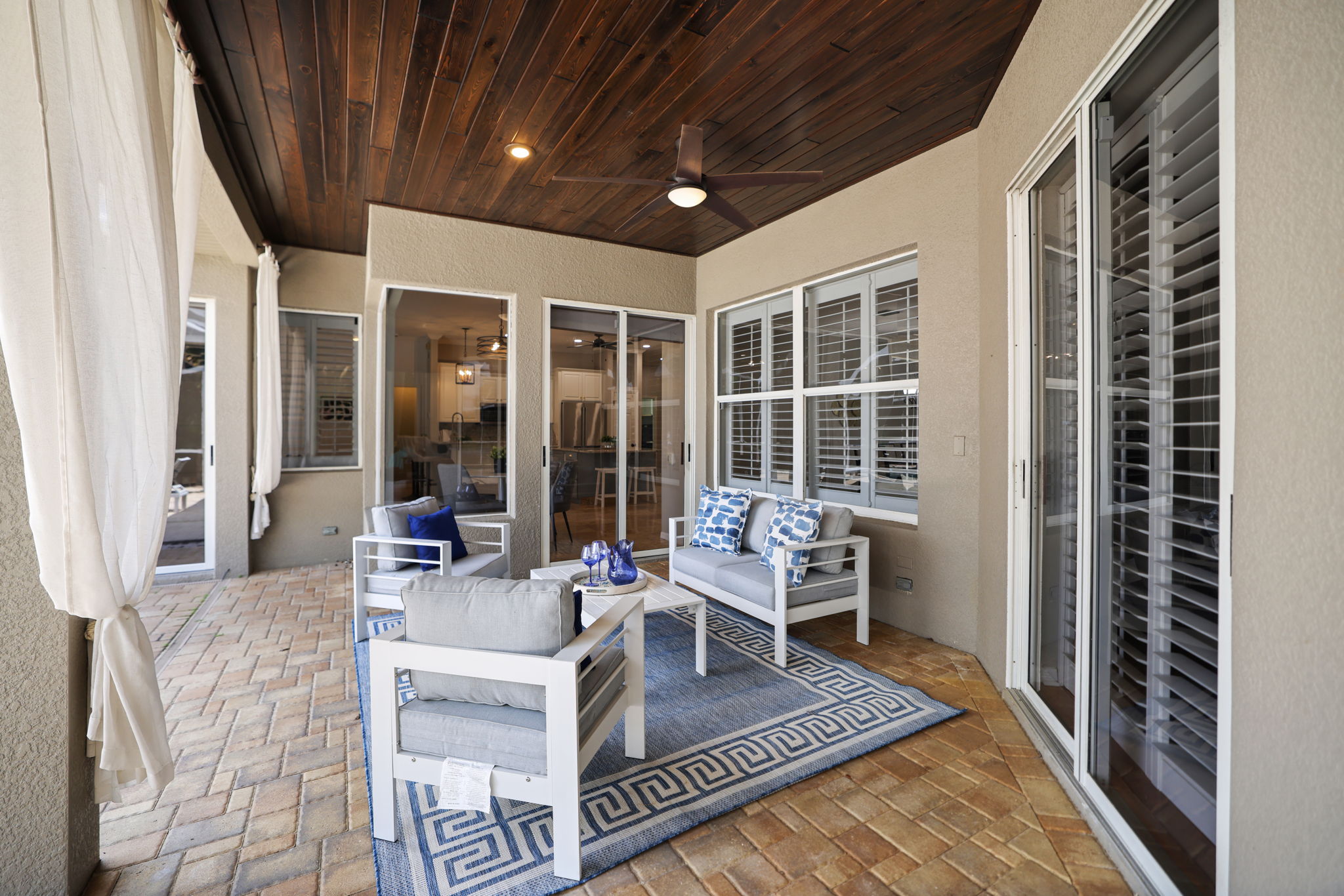 Pool Patio - 495A2252 (1)