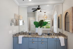 Bathroom 1 - 495A2142 (1) RT