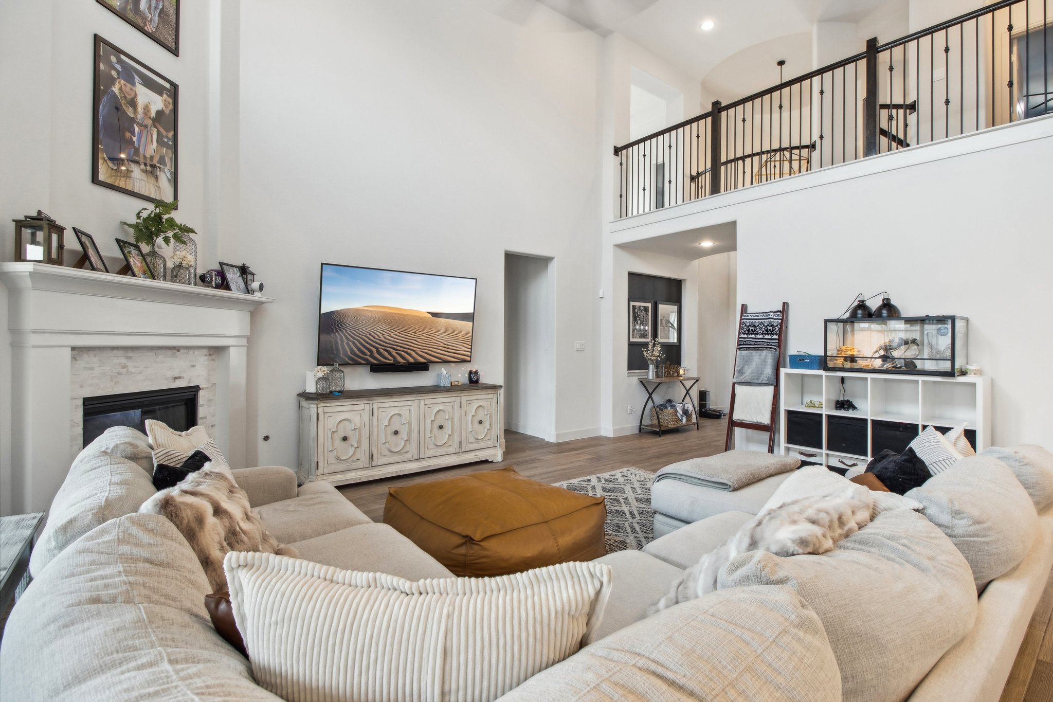 Autumn Maple Ct-006.jpg