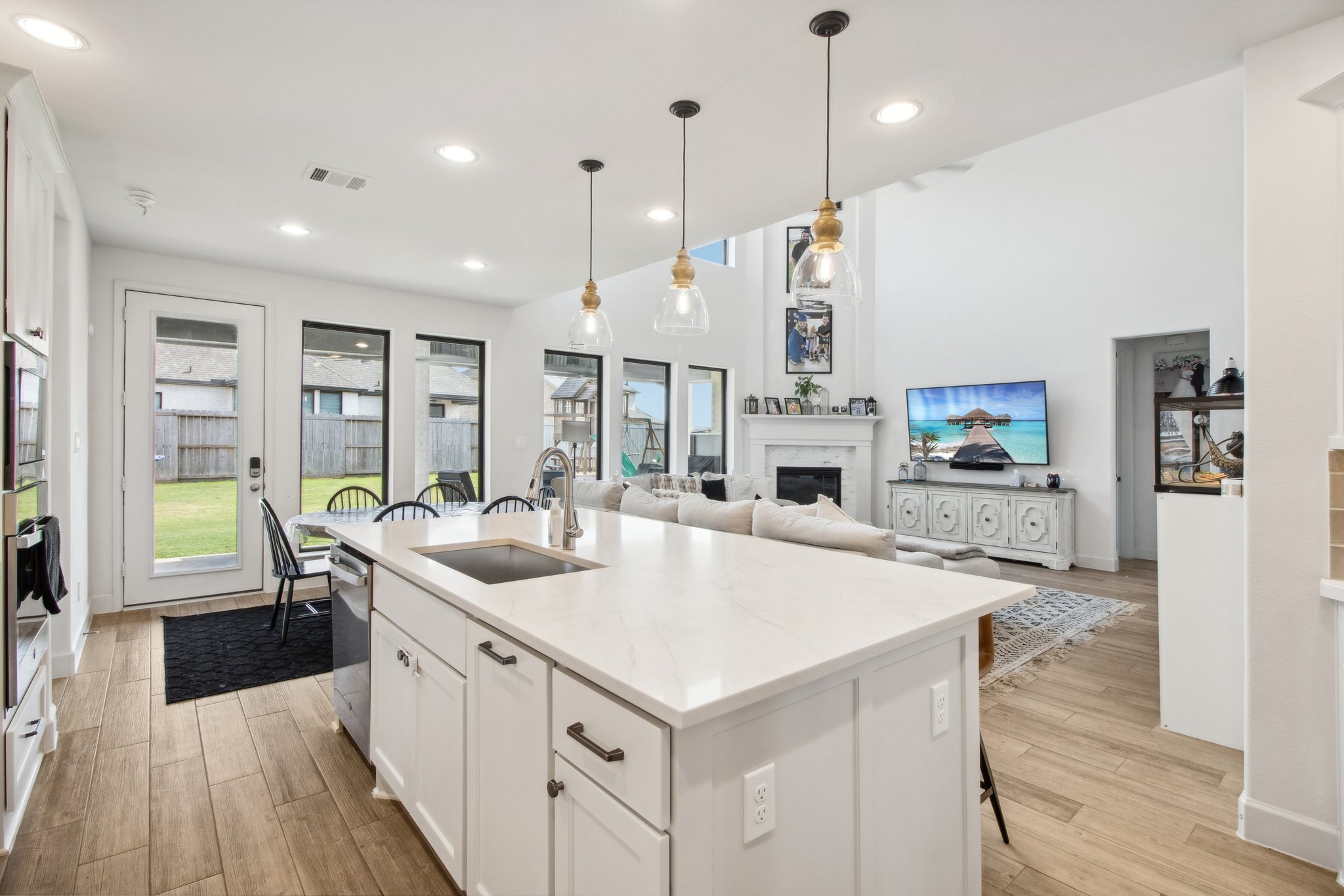 Autumn Maple Ct-013.jpg