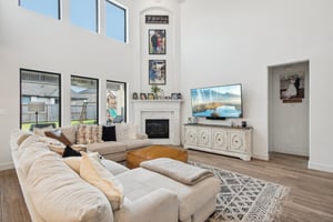 Autumn Maple Ct-007.jpg