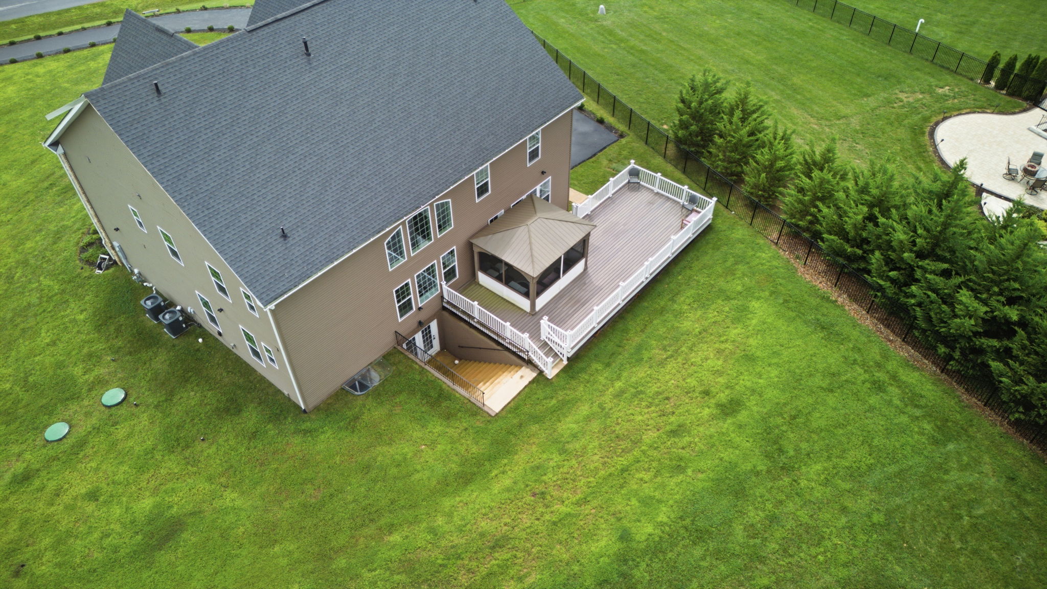  Photo 111
