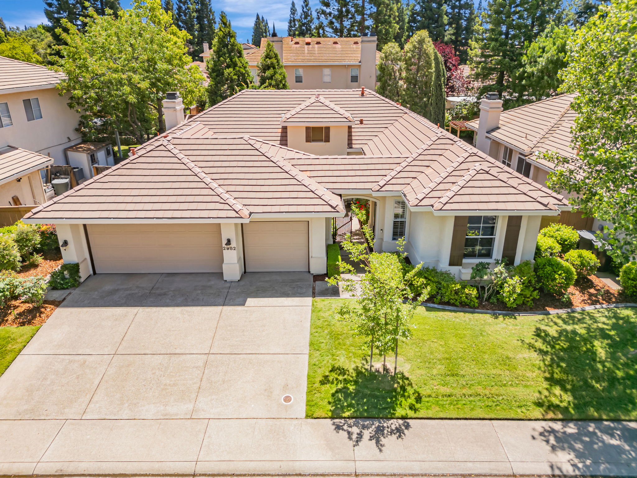 002_AERIAL_ 2982 Nelson Dr  Roseville