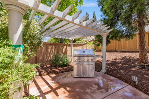 034_2982 Nelson Dr Roseville