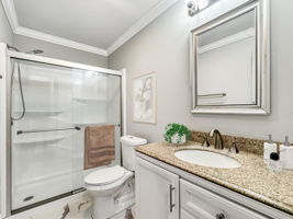 bathroom_