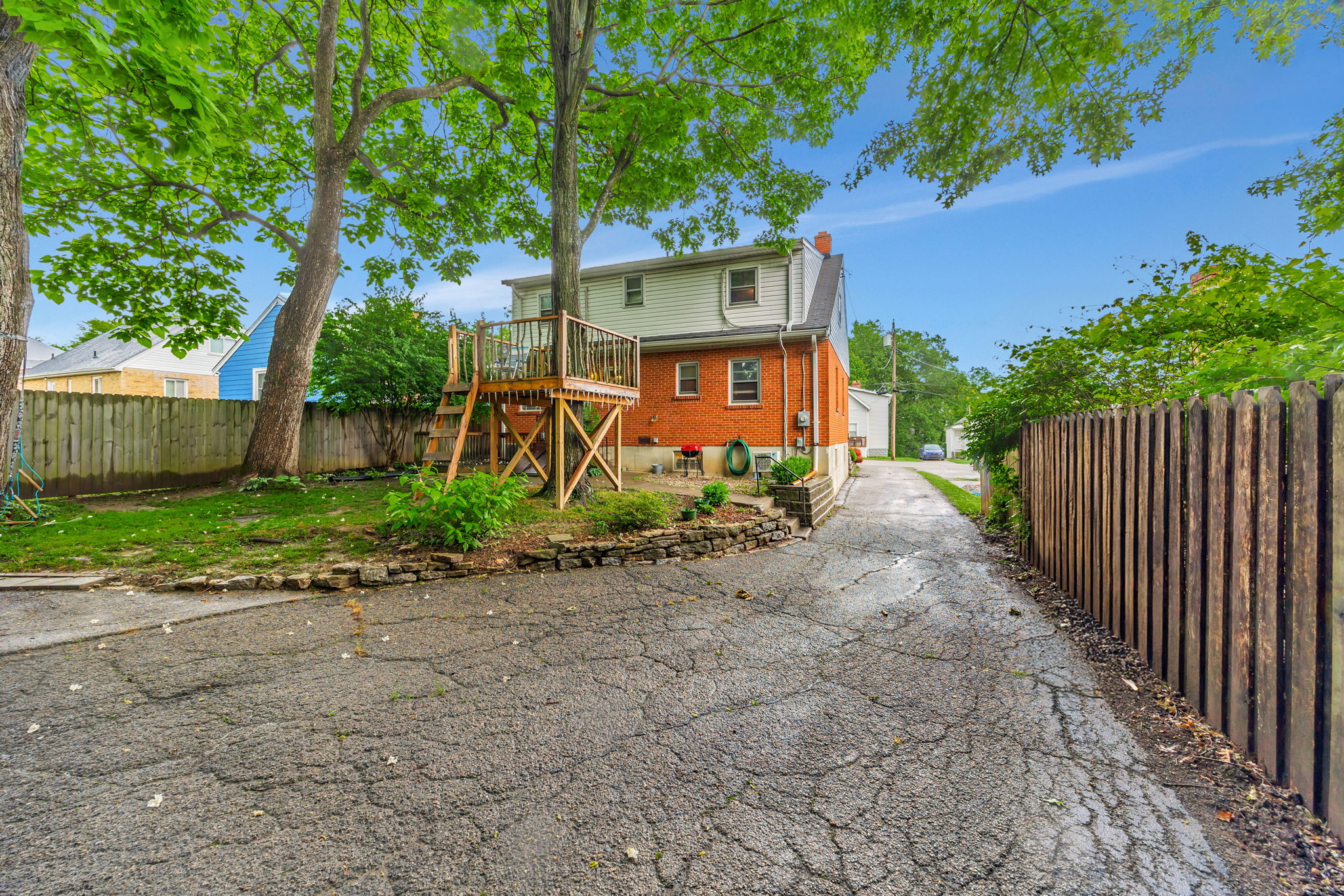 043_  2985 Bailey Dr  Cincinnati
