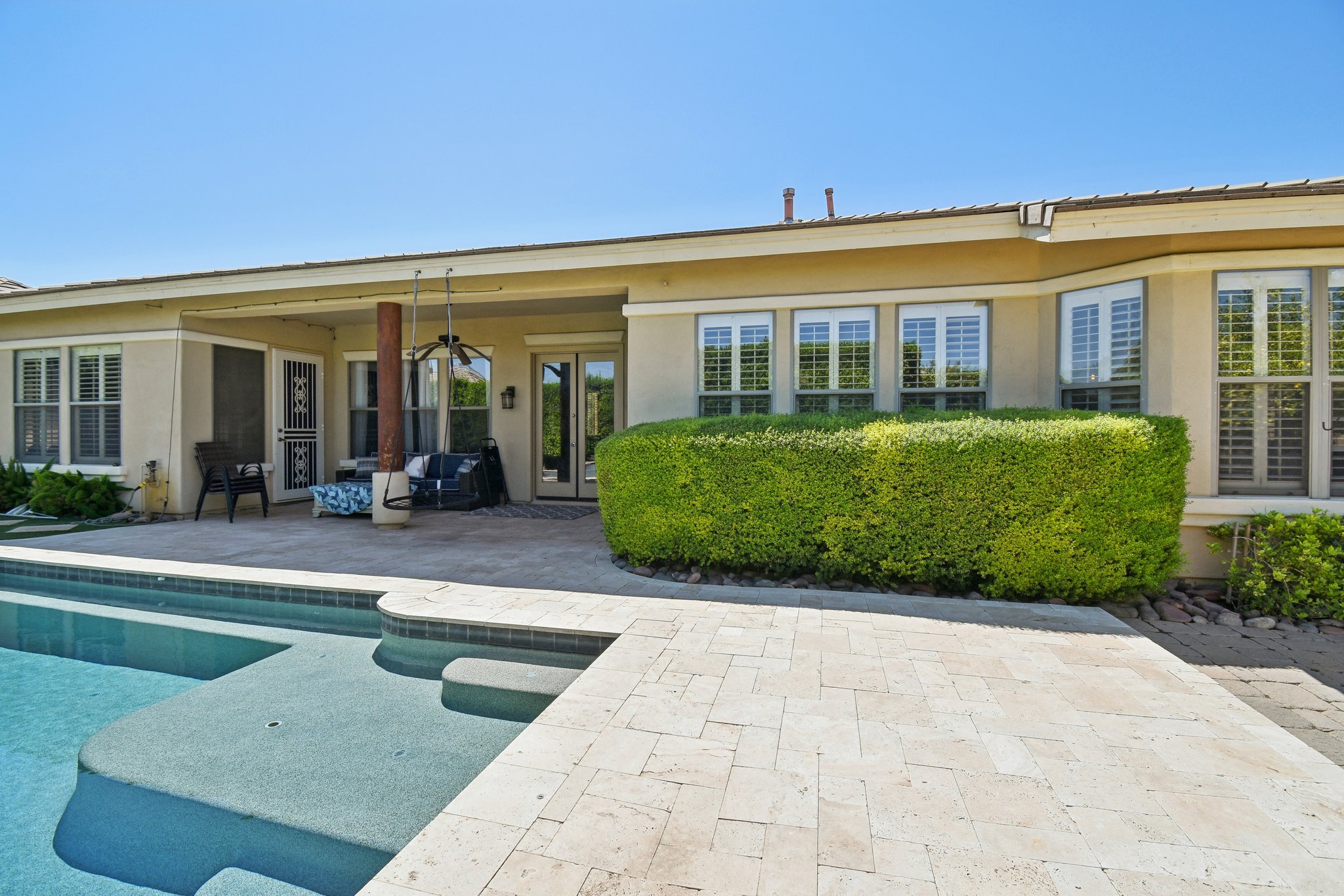 E Linda Ln-038.jpg