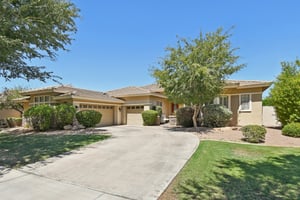 E Linda Ln-002.jpg