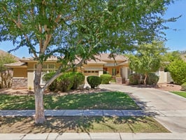 E Linda Ln-005.jpg