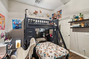 E Linda Ln-020.jpg