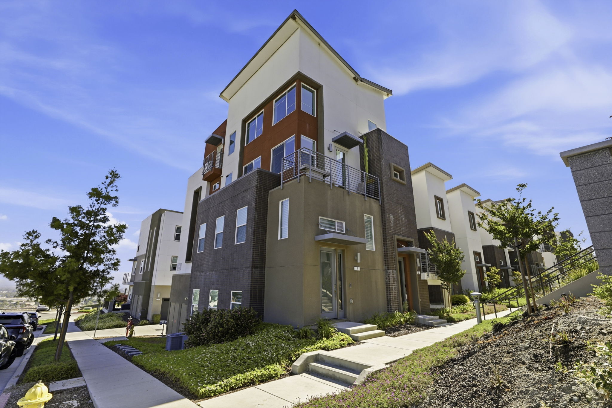 002_F8_2986 Lina St 7