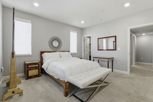 021_F8_2986 Lina St 7