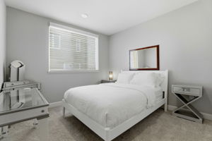 022_F8_2986 Lina St 7