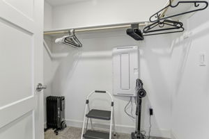 025_F8_2986 Lina St 7