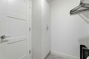 026_F8_2986 Lina St 7