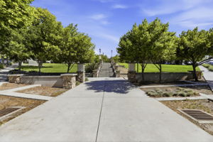 038_F8_2986 Lina St 7