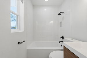  Photo 37