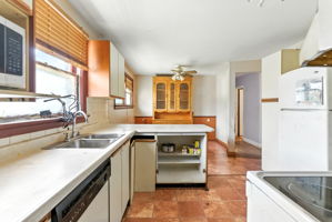  Photo 27