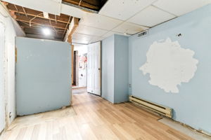  Photo 37