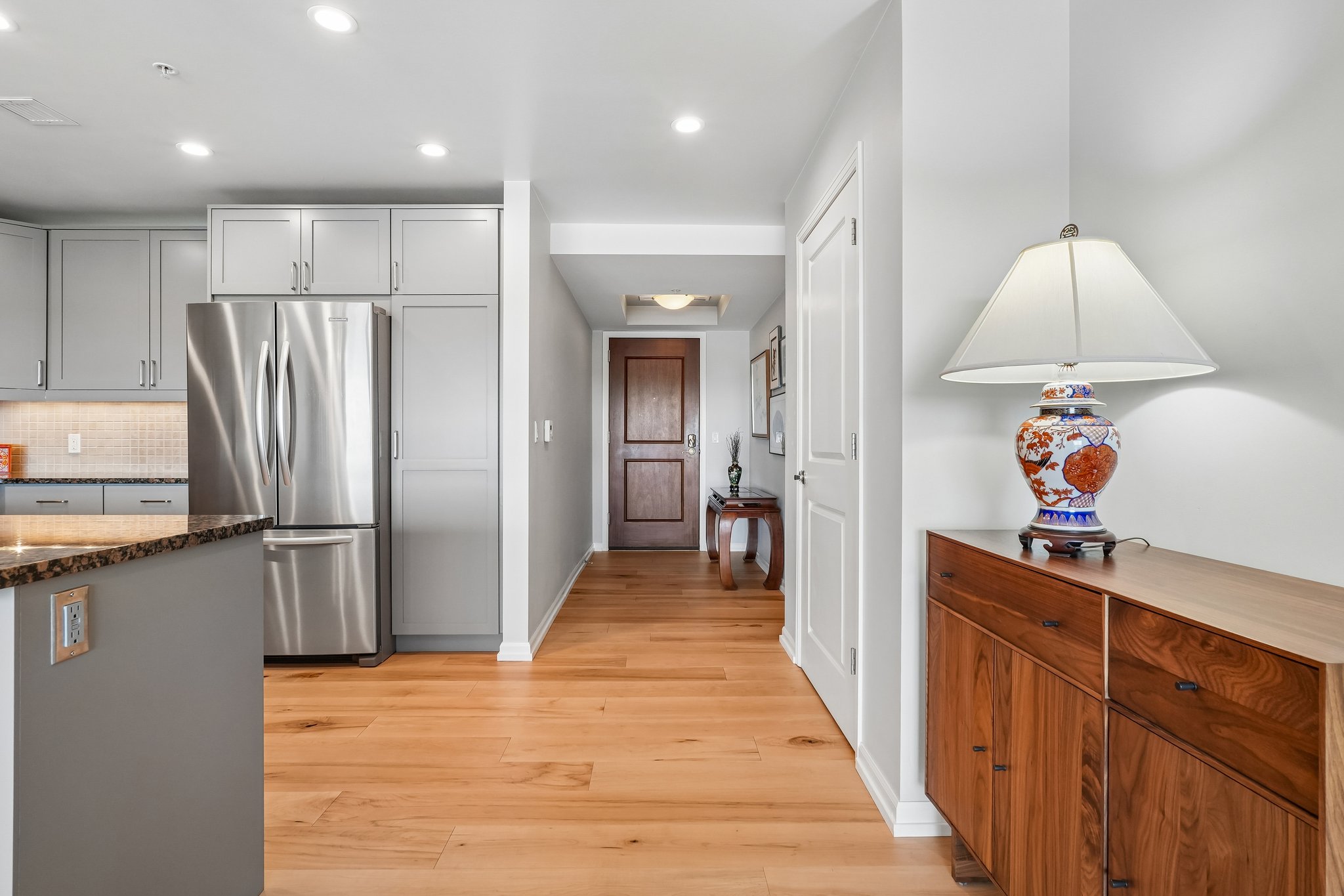 E 17th Ave Pkwy 1003-S1706-008.jpg