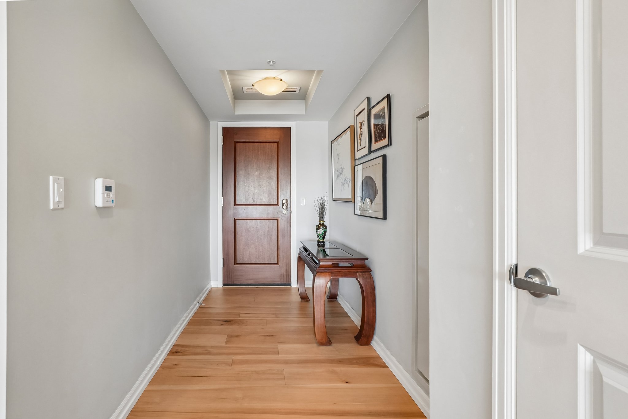 E 17th Ave Pkwy 1003-S1706-009.jpg