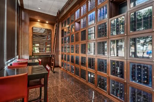 E 17th Ave Pkwy 1003-1706-907.jpg