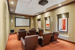 E 17th Ave Pkwy 1003-1706-909.jpg