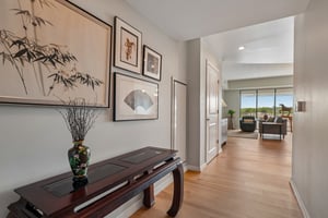 E 17th Ave Pkwy 1003-S1706-006.jpg