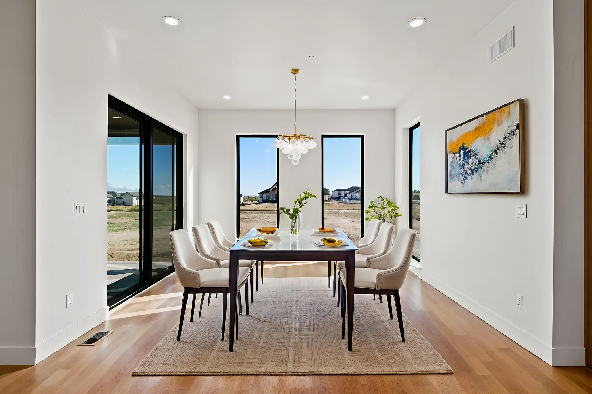 DSC_2638 virtually staged.jpeg