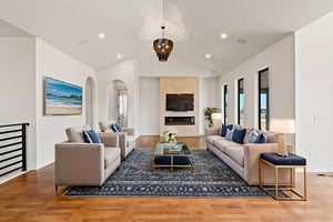 DSC_2619 virtually staged.jpeg