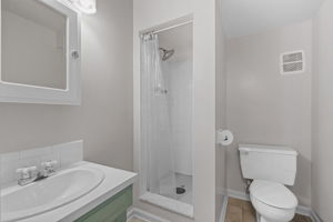  Photo 31