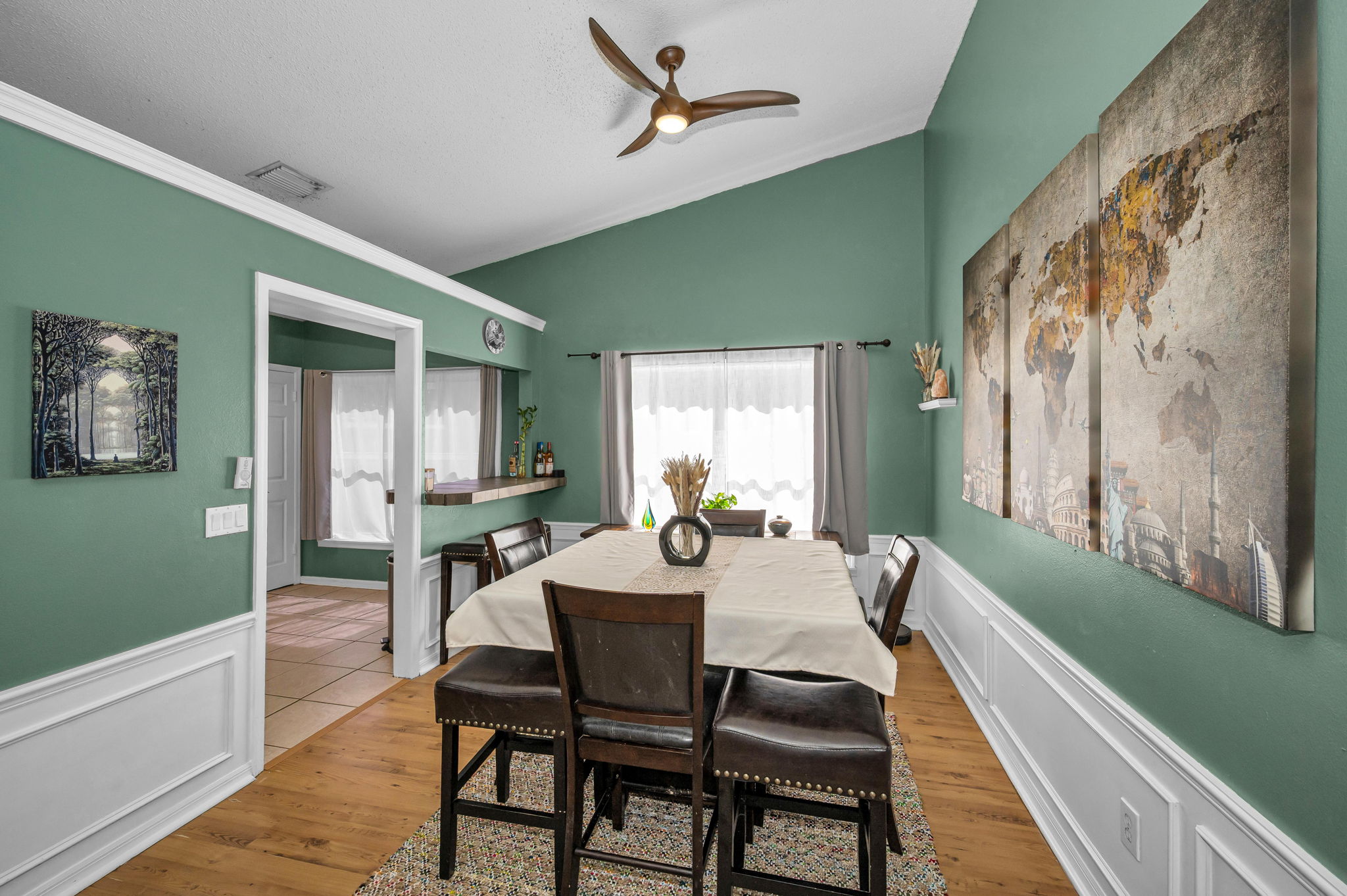 Dining Room2