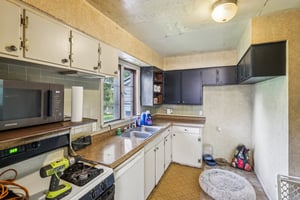 Eldora Dr-S0407-011.jpg