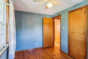 Eldora Dr-S0407-018.jpg