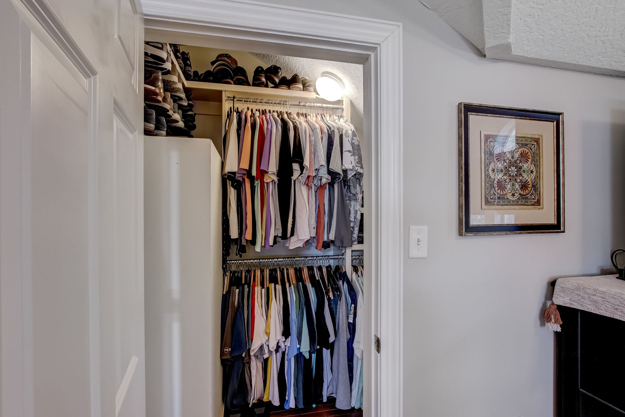 Walk-in Closet