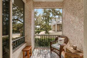 Screened-in Balcony