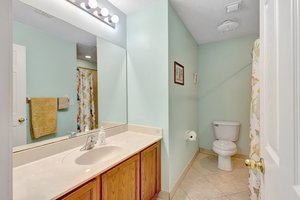  Photo 48