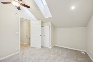 2S739 Grove Ln-S1203-017.jpg