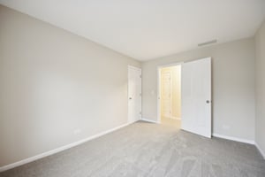 2S739 Grove Ln-S1203-024.jpg