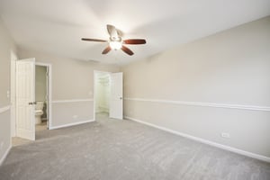 2S739 Grove Ln-S1203-027.jpg