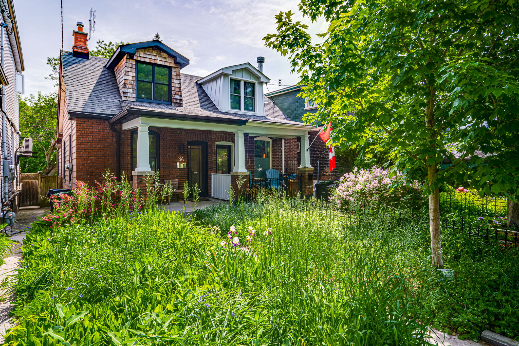 3 A Condor Ave Toronto, ON M4J 3M5