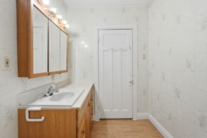  Photo 35