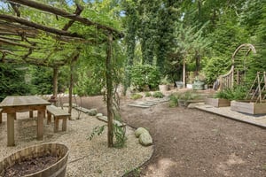 Andiron Ln-S2009-067.jpg
