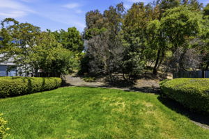 038_F8_3 Arete Ct